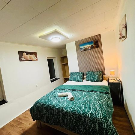 Cozy&Calm Room With Ensuite Heers Εξωτερικό φωτογραφία